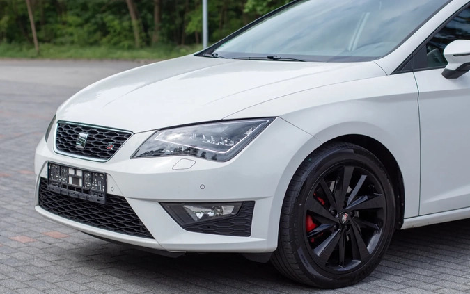 Seat Leon cena 68700 przebieg: 165345, rok produkcji 2016 z Góra małe 631